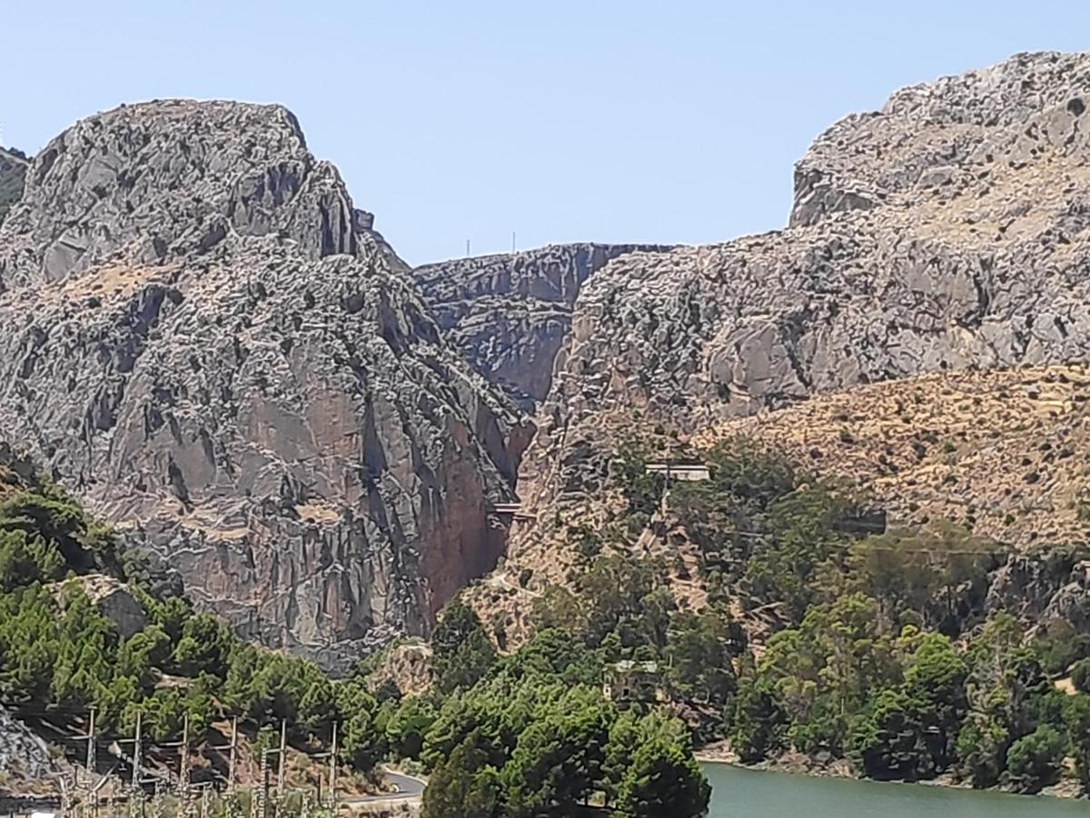 Refugio De El Chorro Vila Exterior foto