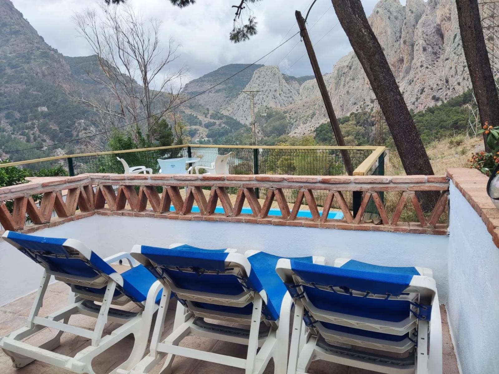 Refugio De El Chorro Vila Exterior foto